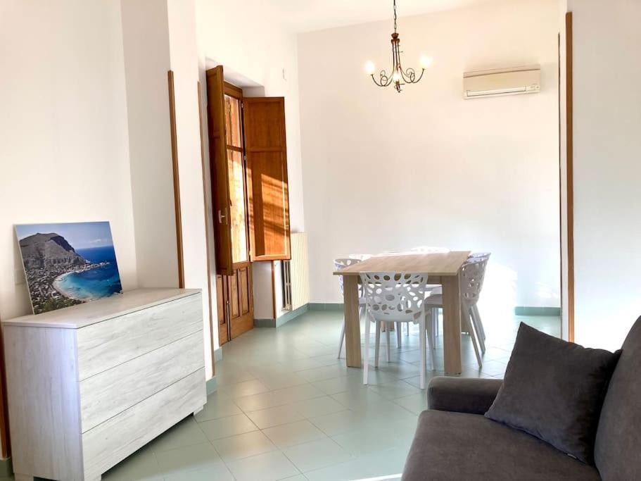 Villa Orlando Mondello Palermo Esterno foto
